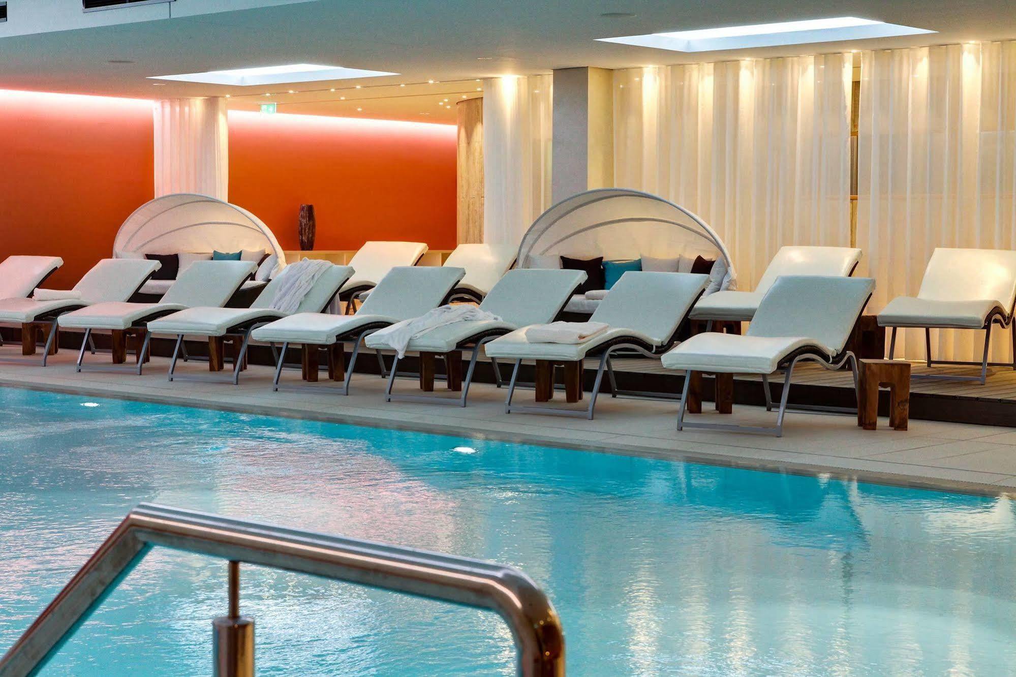 Seetelhotel Kaiserstrand Beachhotel هيرينجسدورف المظهر الخارجي الصورة