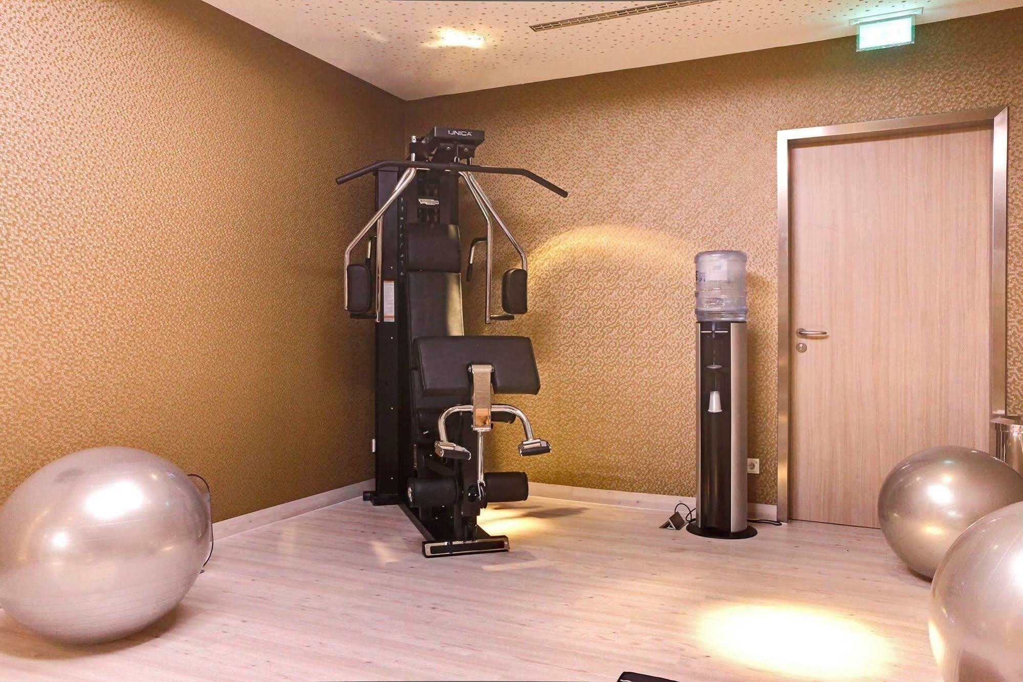 Seetelhotel Kaiserstrand Beachhotel هيرينجسدورف المظهر الخارجي الصورة