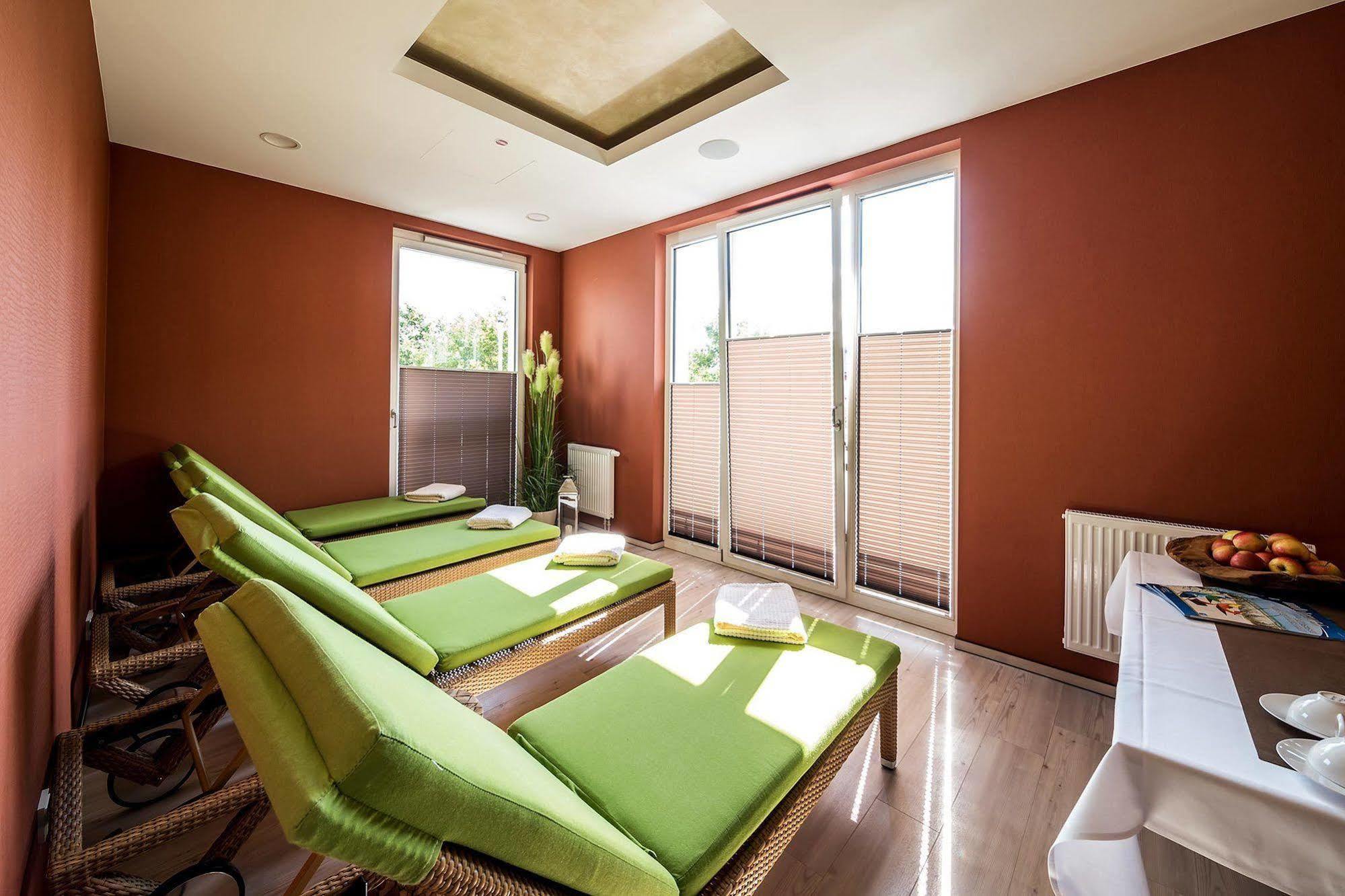Seetelhotel Kaiserstrand Beachhotel هيرينجسدورف المظهر الخارجي الصورة